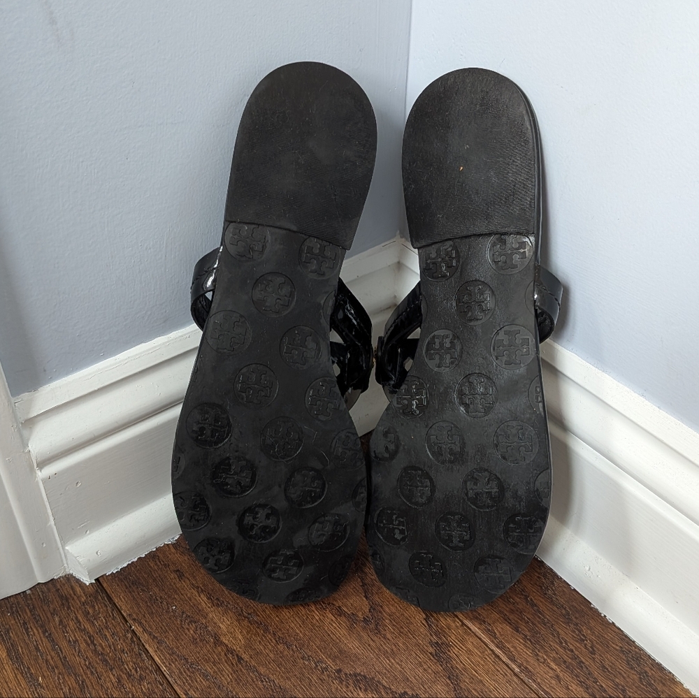 Tory Burch Women's Black Patent Leather Miller Sandals Size 7 - Picture 7 of 10